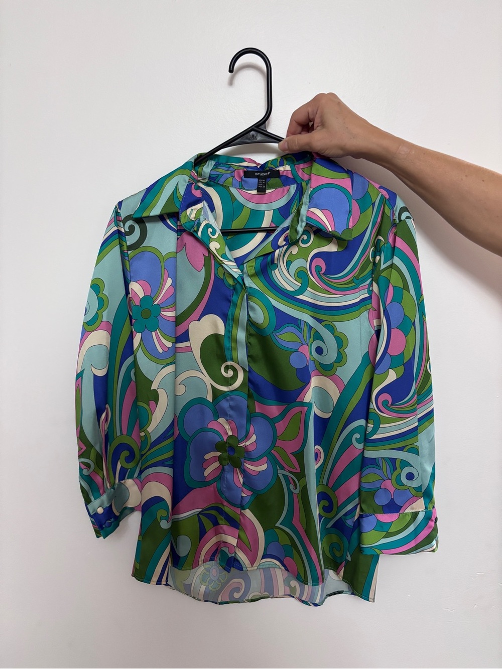 Studio Abstract Floral Button-Down Blouse in Green, Blue & Pink